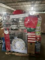 christmas liquidation pallets
